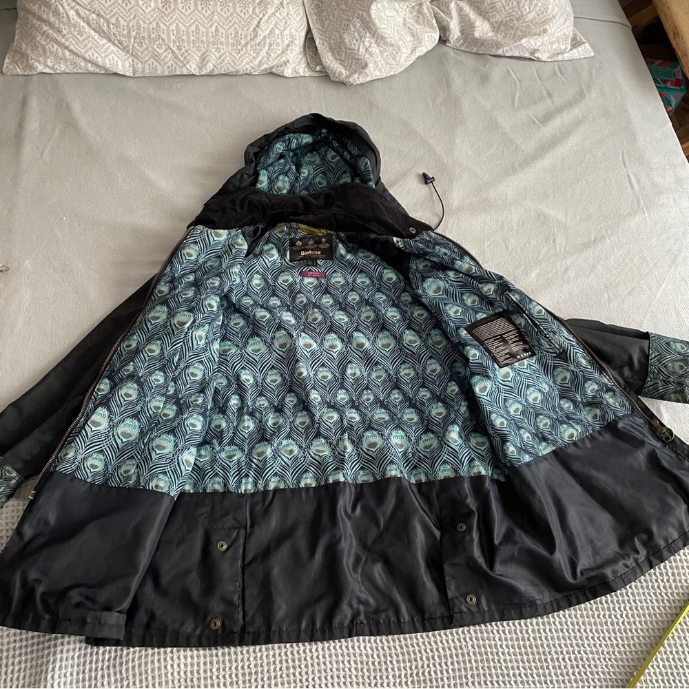 BARBOUR LIBERTY BEADNELL WAX COTTON HOODED JACKET, EUC. US 14 UK 18 - Picture 3 of 16